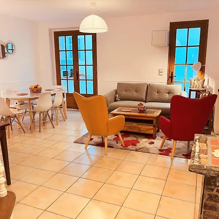 Maison Avec Jardin Au Centre De Holiday home *