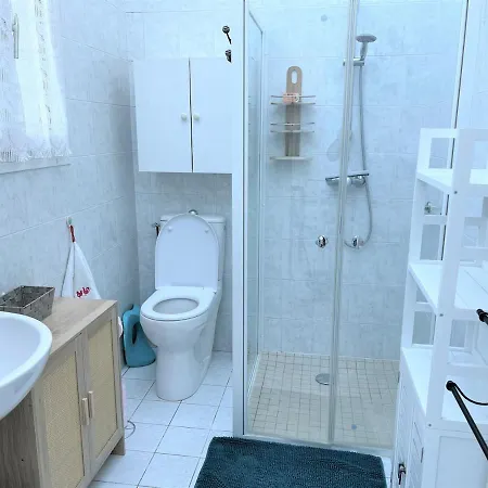 Holiday home Maison Avec Jardin Au Centre De *