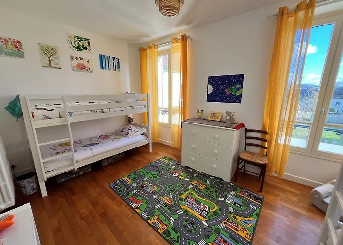 Maison Avec Jardin Au Centre De Holiday home Chateau-Thierry