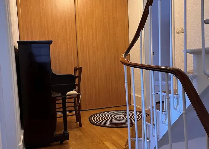 Maison Avec Jardin Au Centre De